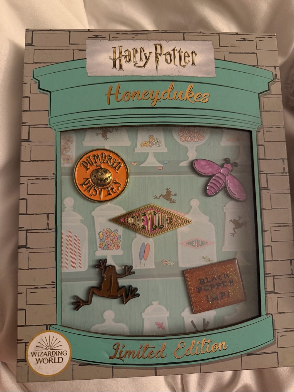 Warner Bros. Honeydukes Enamel Pin Set - Mint Green